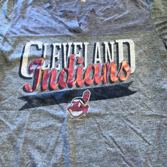 Cleveland Indians Baseball Tee Shirt - Picture 1 of 6